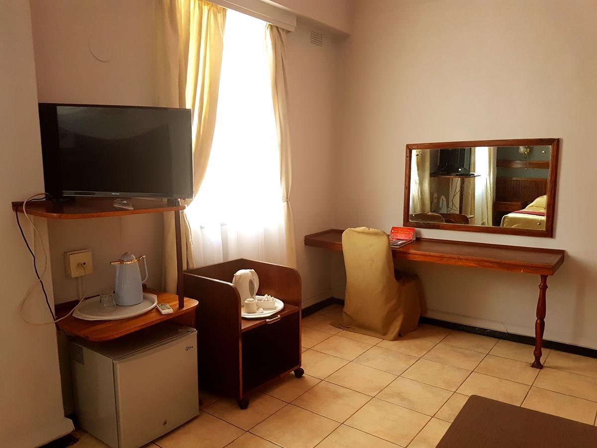 The Lusaka Hotel Ngoại thất bức ảnh